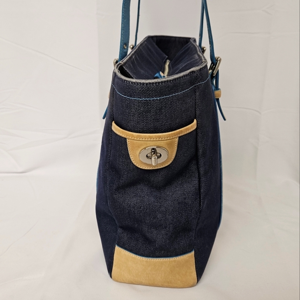 Coach Denim Hampton Large Tote Bag, Tan Blue Leather Handles - Picture 3 of 16